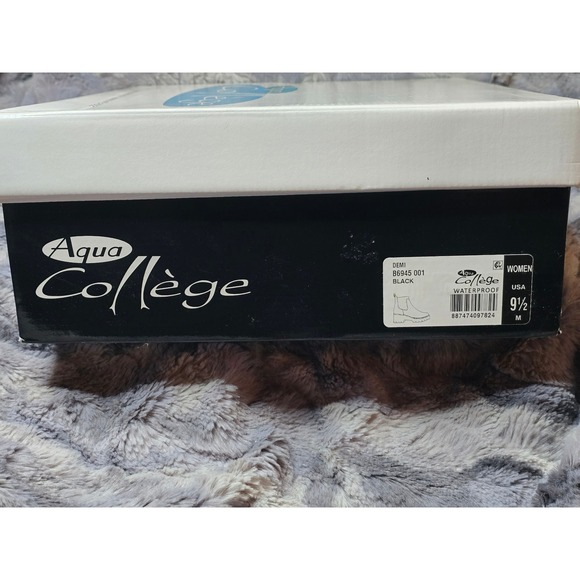 NWB Aqua College Demi Black leather Waterproof Ankle Boots Size‎ 9.5 Chelsea - Picture 7 of 7